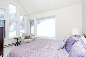 Etta Place Too 113 by Avantstay Close to Town The Slopes In Complex w 