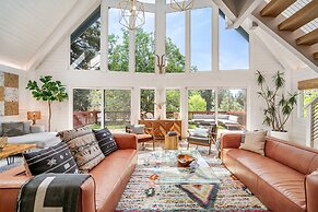 Oak and Luna by Avantstay Beautiful Big Bear Home w Hot Tub Home Theat