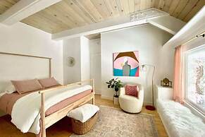 Oak and Luna by Avantstay Beautiful Big Bear Home w Hot Tub Home Theat