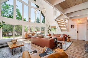 Oak and Luna by Avantstay Beautiful Big Bear Home w Hot Tub Home Theat