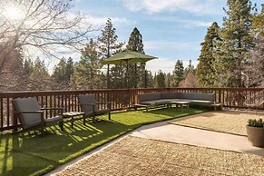 Oak and Luna by Avantstay Beautiful Big Bear Home w Hot Tub Home Theat