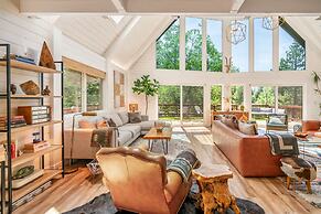 Oak and Luna by Avantstay Beautiful Big Bear Home w Hot Tub Home Theat