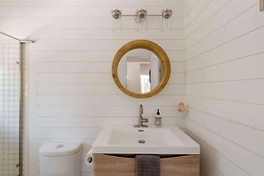 Oak and Luna by Avantstay Beautiful Big Bear Home w Hot Tub Home Theat