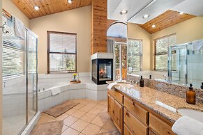 Linaker Lodge by Avantstay Gorgeous Cabin in Big Bear w Views