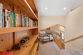 Linaker Lodge by Avantstay Gorgeous Cabin in Big Bear w Views