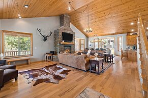 Linaker Lodge by Avantstay Gorgeous Cabin in Big Bear w Views