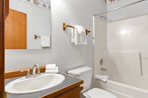 Cimarron Lodge 14 by Avantstay Ski-in Ski-out Property in Complex w Tw