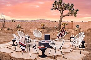 Flora by Avantstay Modern Private Desert Oasis on Large Grounds w Pool