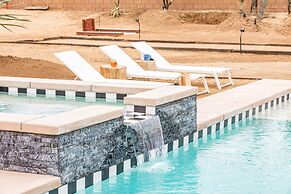 Flora by Avantstay Modern Private Desert Oasis on Large Grounds w Pool