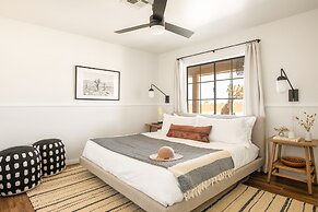 Flora by Avantstay Modern Private Desert Oasis on Large Grounds w Pool