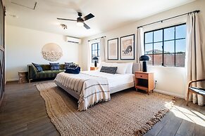 Flora by Avantstay Modern Private Desert Oasis on Large Grounds w Pool