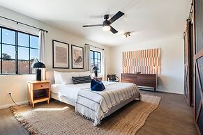 Flora by Avantstay Modern Private Desert Oasis on Large Grounds w Pool