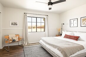 Flora by Avantstay Modern Private Desert Oasis on Large Grounds w Pool