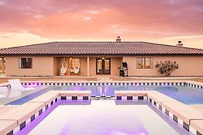 Flora by Avantstay Modern Private Desert Oasis on Large Grounds w Pool
