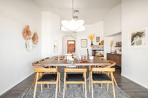 Flora by Avantstay Modern Private Desert Oasis on Large Grounds w Pool