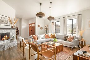 Flora by Avantstay Modern Private Desert Oasis on Large Grounds w Pool