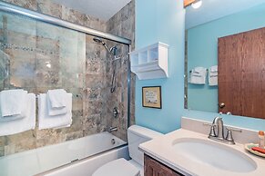 Ghostriders 5 by Avantstay 2 Bedroom Condo Near Main Street Hiking Ski