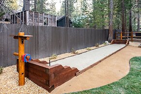 Lazy Bear Lodge by Avantstay Pine Tree Paradise w Game Room