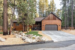 Lazy Bear Lodge by Avantstay Pine Tree Paradise w Game Room