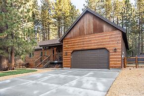 Lazy Bear Lodge by Avantstay Pine Tree Paradise w Game Room