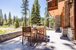 Hunter by Avantstay Riverfront Cabin w Prvt Cottage 5mins From Palisad