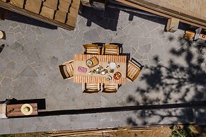 Hunter by Avantstay Riverfront Cabin w Prvt Cottage 5mins From Palisad