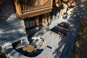 Hunter by Avantstay Riverfront Cabin w Prvt Cottage 5mins From Palisad