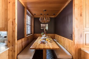 Hunter by Avantstay Riverfront Cabin w Prvt Cottage 5mins From Palisad