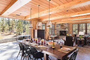 Hunter by Avantstay Riverfront Cabin w Prvt Cottage 5mins From Palisad