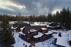 Maple by Avantstay Modern Mountain Home w Cozy Fire Pit 15 Mins frm No