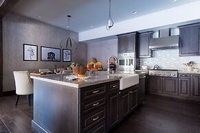 Maple by Avantstay Modern Mountain Home w Cozy Fire Pit 15 Mins frm No