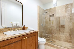 The Date Palm Estate by Avantstay Luxurious Private Retreat