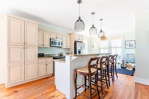 Sea Shell by Avantstay Breezy Beachside Getaway w Rooftop Deck 6 BRs