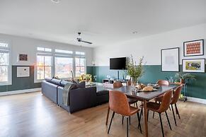Lambert by Avantstay Stunning 4BR Condo in Heart of Nashville