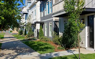 Lambert by Avantstay Stunning 4BR Condo in Heart of Nashville