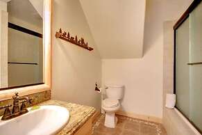 Starlight Retreat by Avantstay Gorgeous Log Style Home w Incredible Vi