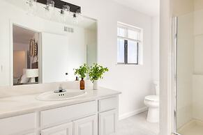 Lava Rocks by Avantstay Gorgeous Desert Haven w Pool Hot Tub Fire Pit 