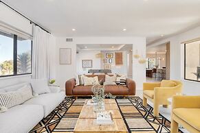 Lava Rocks by Avantstay Gorgeous Desert Haven w Pool Hot Tub Fire Pit 