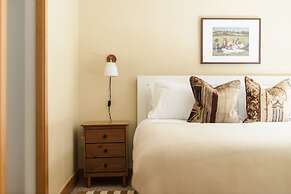 Paddington by Avantstay Cozy Chic Ski Lodge Mins From Mountain