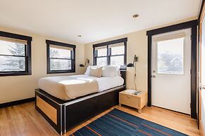 Paddington by Avantstay Cozy Chic Ski Lodge Mins From Mountain