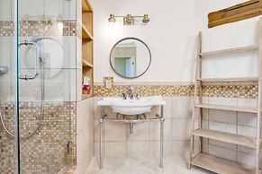 Burgundy by Avantstay Basketball Court Pool Hot Tub Outdoor Kitchen Ci