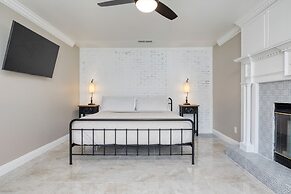 Burgundy by Avantstay Basketball Court Pool Hot Tub Outdoor Kitchen Ci