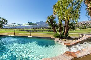 Moonshine by Avantstay Modern Stylish Estate w Bar Fire Pit Hot Tub 5 
