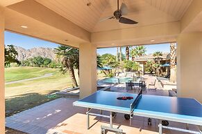 Moonshine by Avantstay Modern Stylish Estate w Bar Fire Pit Hot Tub 5