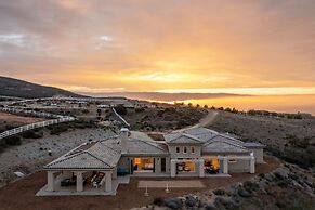 Malbec by Avantstay Incredible Estate w Panoramic Views Bocce Ball Cou