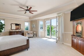 Grand Contento by Avantstay Extraordinary Estate w Pool Movie Room