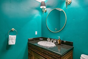 Grand Contento by Avantstay Extraordinary Estate w Pool Movie Room