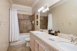 Grand Contento by Avantstay Extraordinary Estate w Pool Movie Room