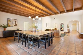 Starlight Estate by Avantstay 20 People Architectual Mansion w Pool Te