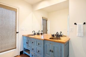 Starlight Estate by Avantstay 20 People Architectual Mansion w Pool Te